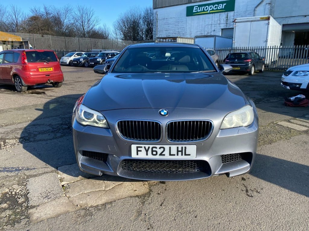 BMW M5 4.4L Null Grey #2