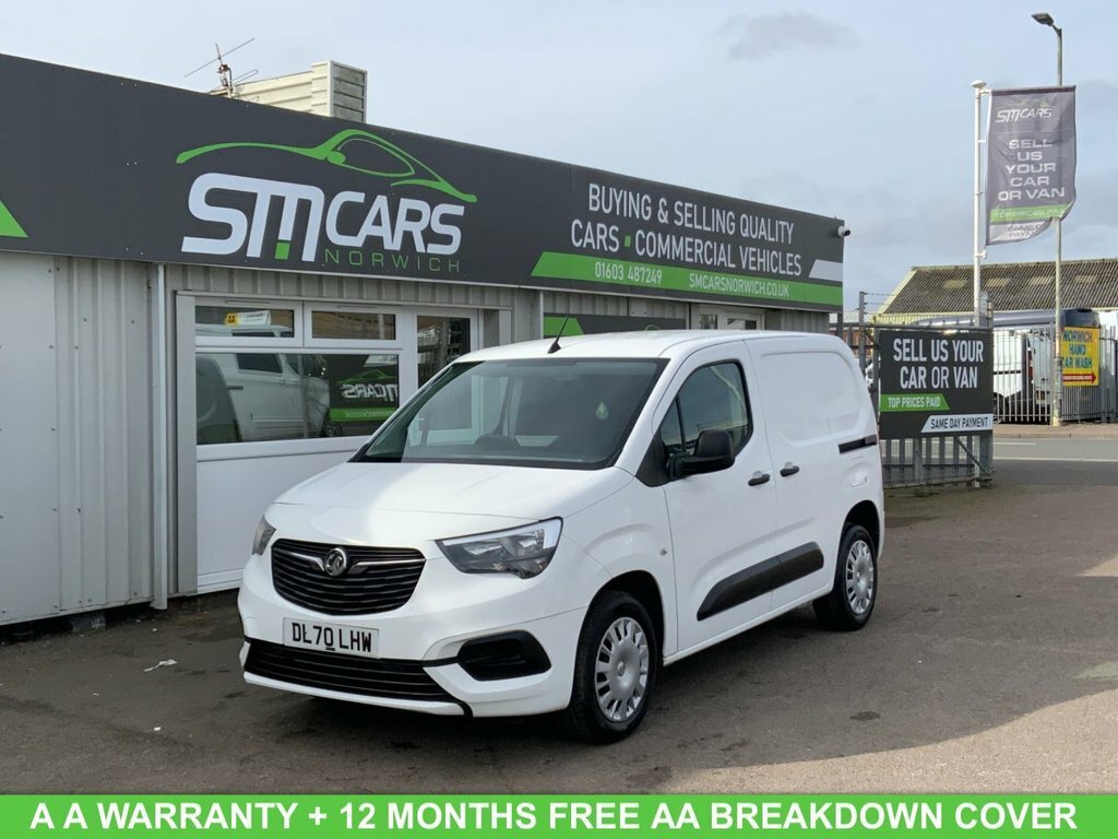 Vauxhall Combo 1.6L Sportive White