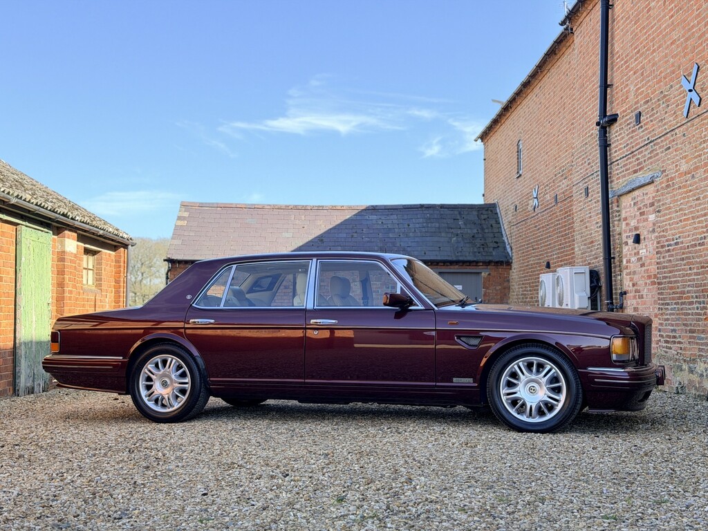 Bentley Brooklands R Mulliner Red