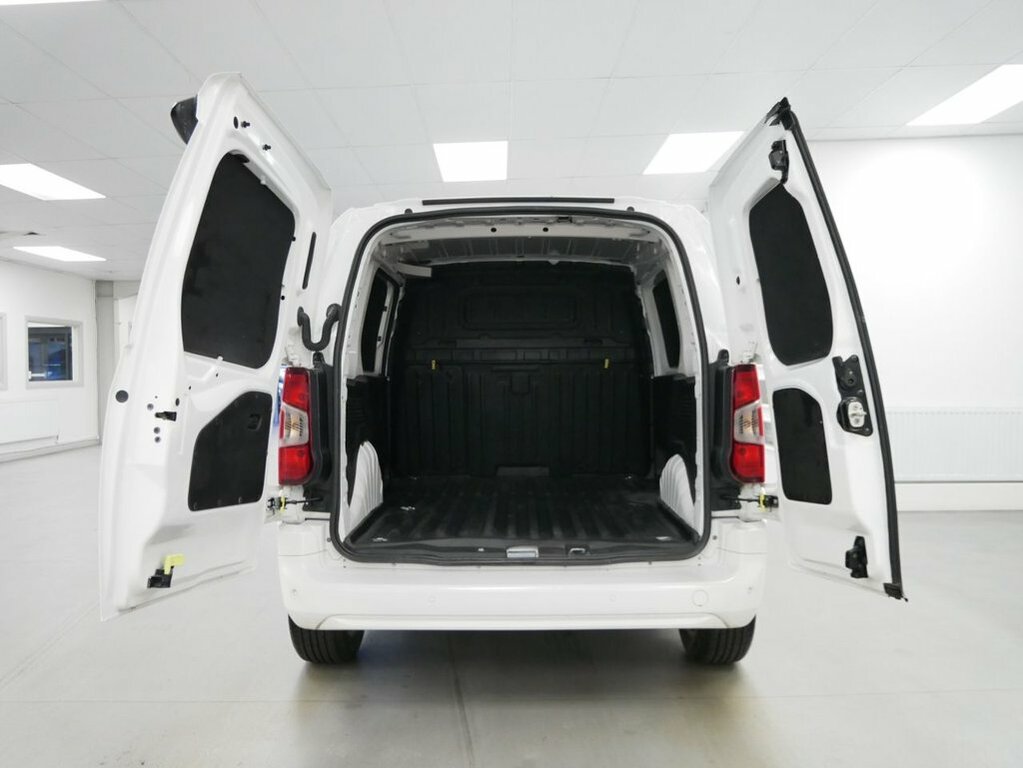 Peugeot Partner 1.6L Bluehdi 1000 Asphalt Standard Panel Van D White #5