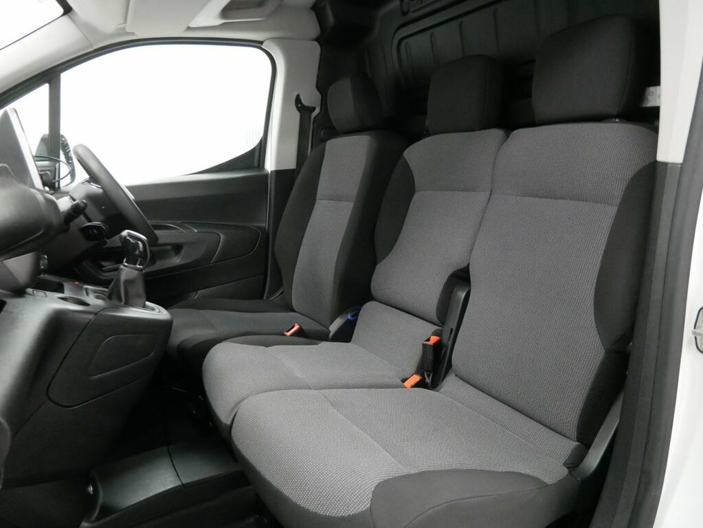 Peugeot Partner 1.6L Bluehdi 1000 Asphalt Standard Panel Van D White #3