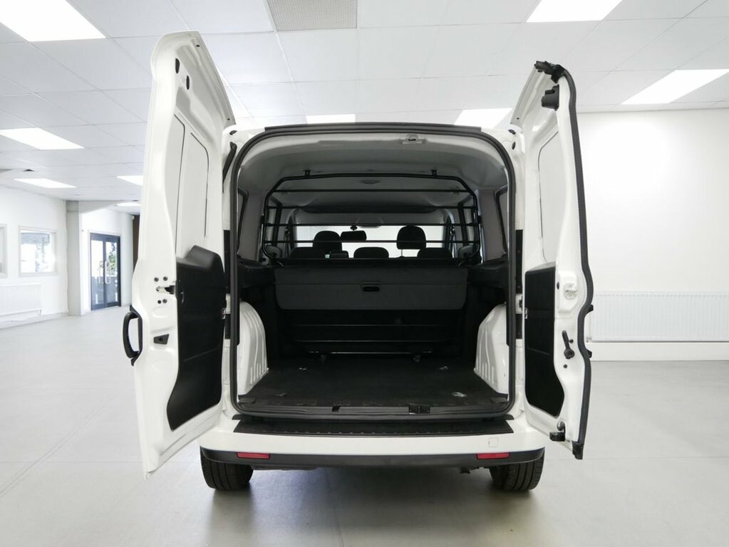 Fiat Doblo 1.6L Multijetii Maxi Tecnico Combi Van Double Cab White #5