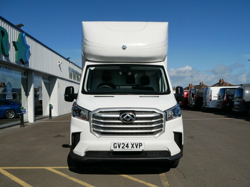 Maxus Deliver 9 2L 2.0L 145 Bhp White #6