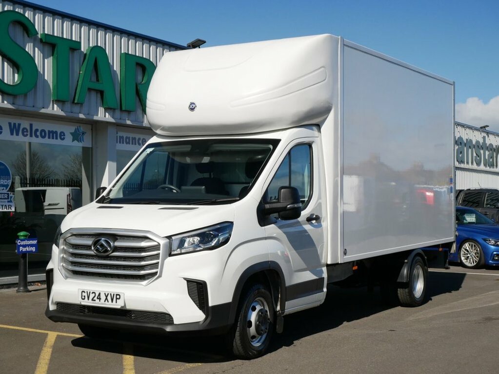 Maxus Deliver 9 2L 2.0L 145 Bhp White