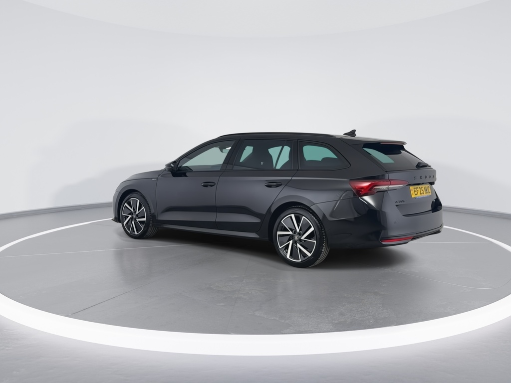 Skoda Octavia 1.5 Tsi 150 E-tec Sportline Dsg Black #6
