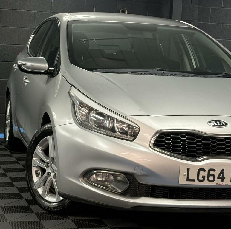 Kia Ceed 1.6 Crdi 2 Hatchback Euro 5 126 B Silver #5