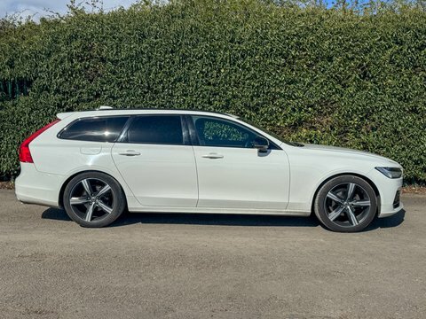 Volvo V90 2.0 D4 R-design White #5
