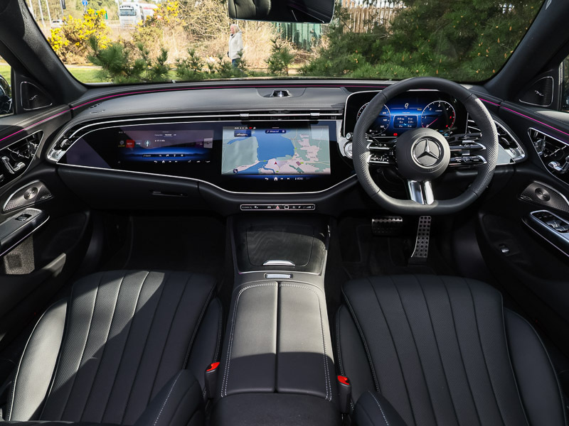 Mercedes-Benz E Class E220d Amg Line Premium Plus 9G-tronic Black #3