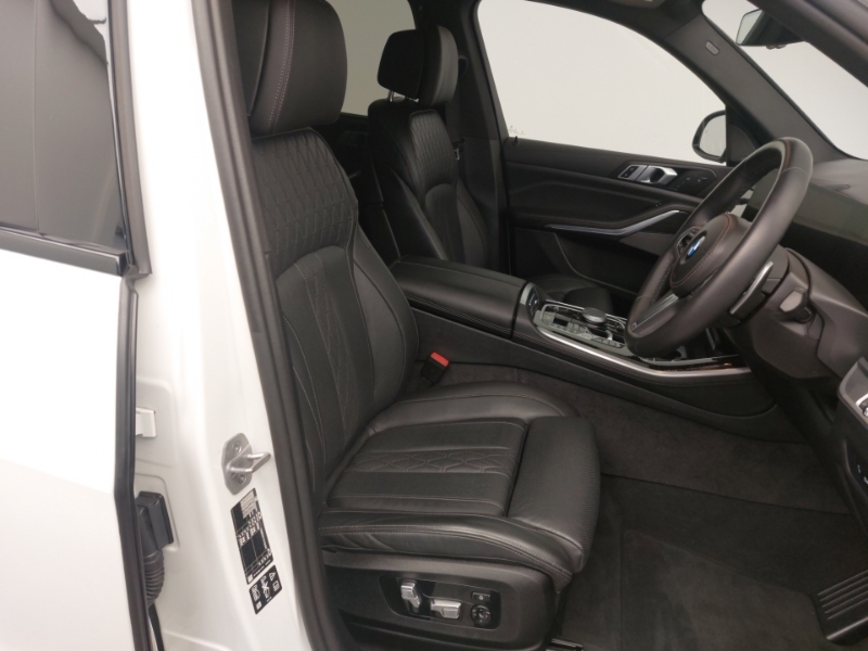 BMW X5 Xdrive30d Mht M Sport White #6