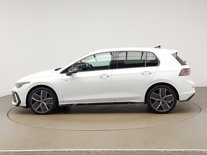 Volkswagen Golf 1.5 Tsi 150 Black Edition White #4