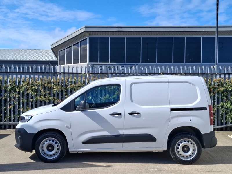 Citroen Berlingo 1.5 Bluehdi 100Ps Van Enterprise White #4