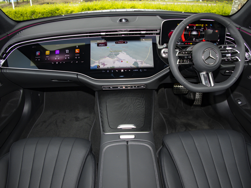 Mercedes-Benz E Class E220d Amg Line Premium Plus 9G-tronic Silver #5
