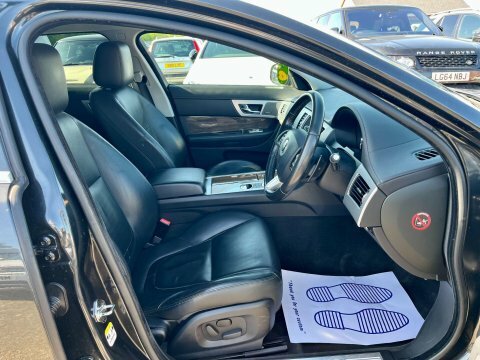 Jaguar XF 3.0D V6 Premium Grey #4