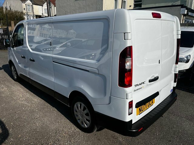 Renault Trafic 2.0 Dci Energy 30 Business Lwb Standard Roof Euro White #6