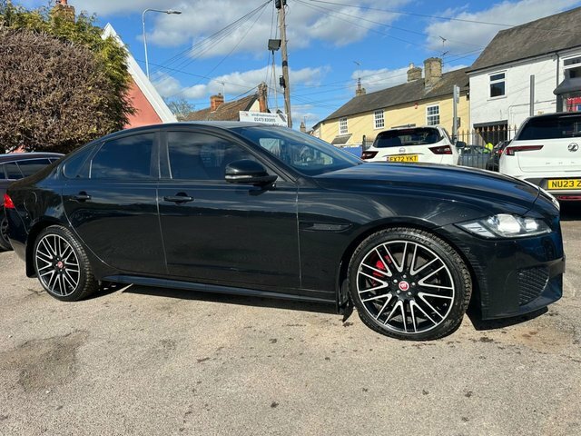 Jaguar XF 3.0D V6 S Saloon Euro 6 Ss Black #6