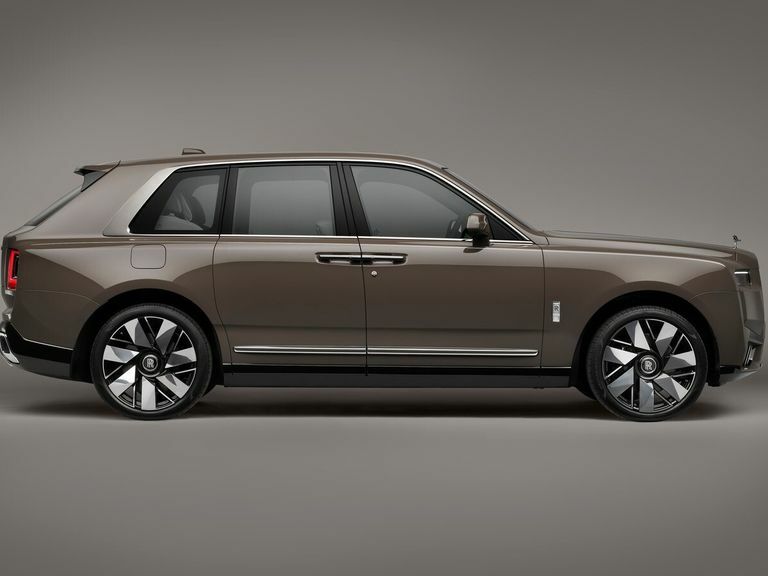 Rolls-Royce Cullinan Series II Black Badge Brown #2