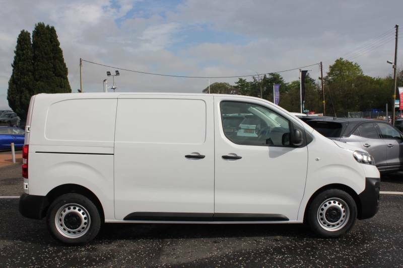 Vauxhall Vivaro 2900 1.5D 100Ps Prime L1 H1 Van - White #2