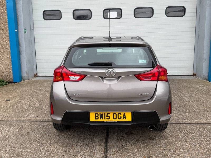 Toyota Auris 1.6 V-matic Icon Brown #5