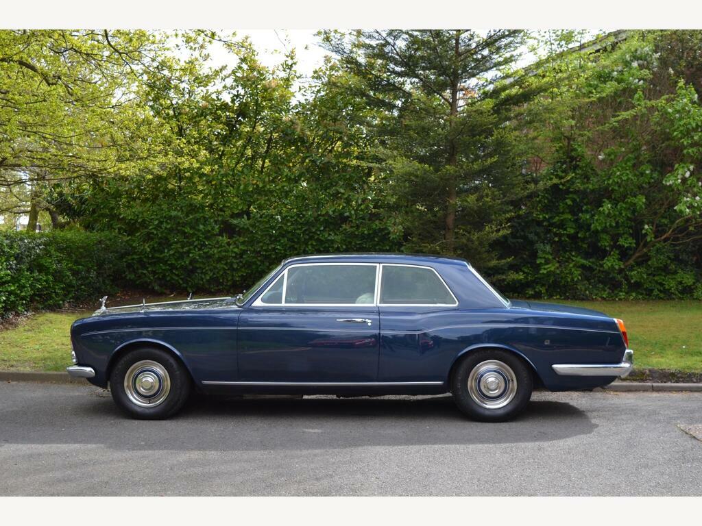 Rolls-Royce Corniche 6.8 Saloon Blue #3