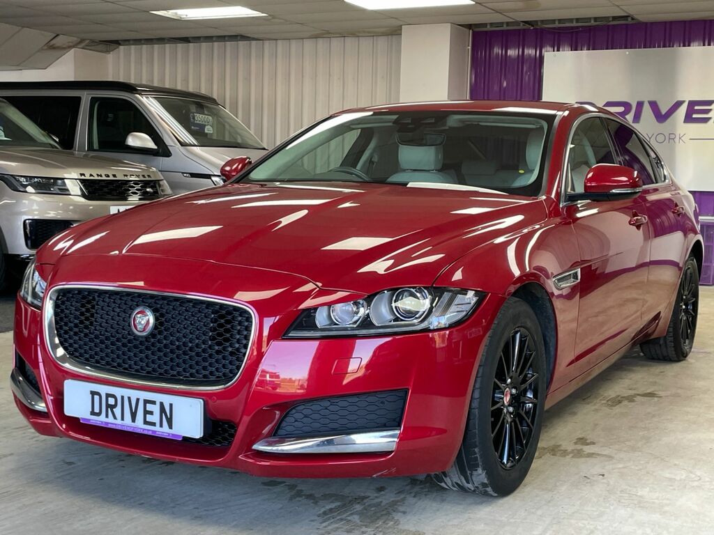 Jaguar XF Diesel Red #5