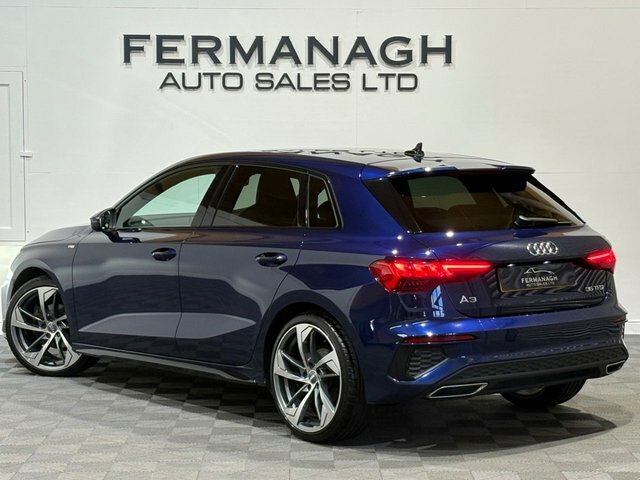 Audi A3 1.5 Tfsi 35 S Line Sportback S Tronic E Blue #3