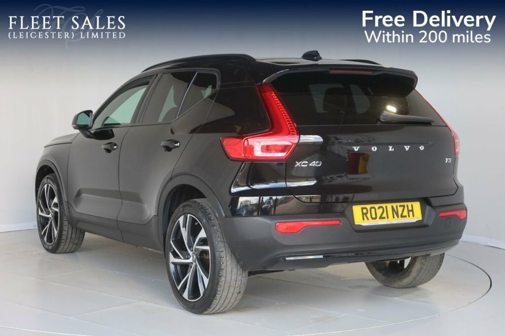 Volvo XC40 1.5L R-design Pro Black #3