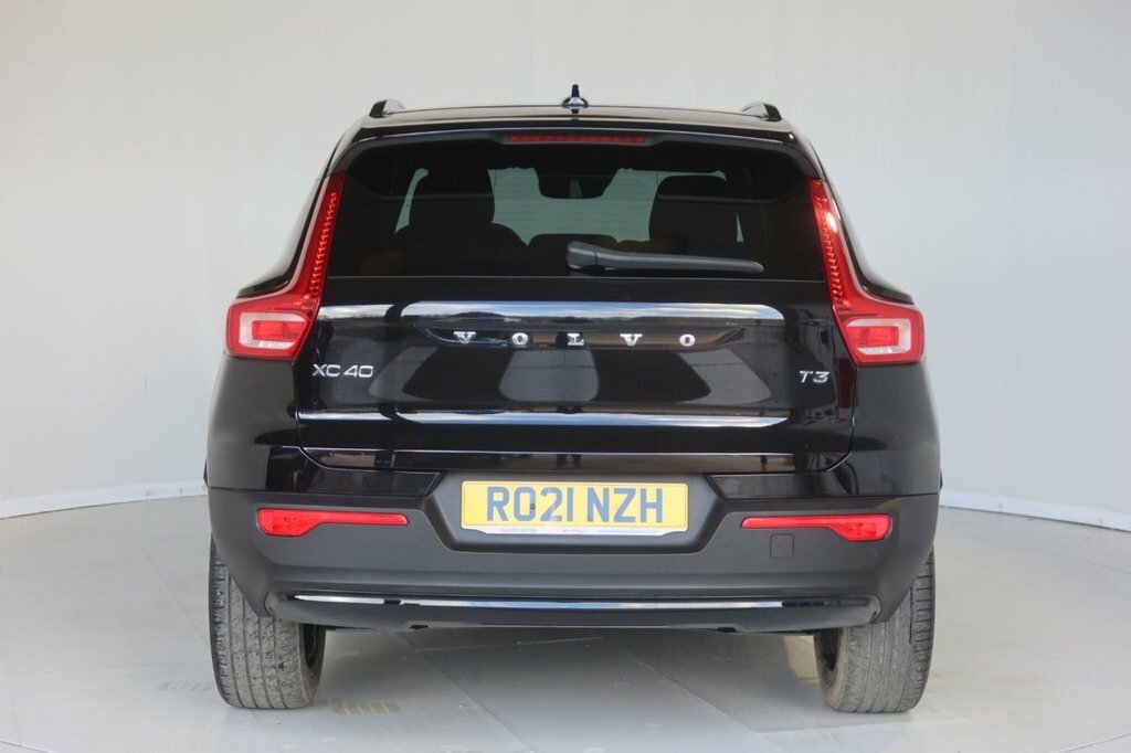 Volvo XC40 1.5L R-design Pro Black #6