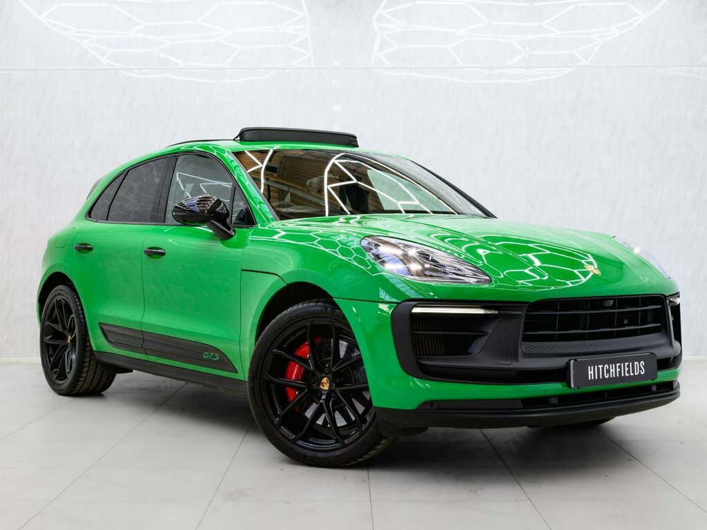 Porsche Macan 2.9L Gts Green