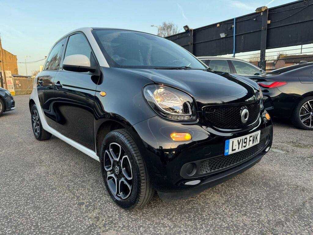 Smart Forfour Hatchback 1.0 Prime Twinamic Euro 6 Ss 201 LY19FWK White
