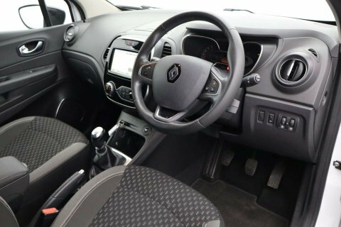 Renault Captur 1.2 Captur Dynamique Black #2