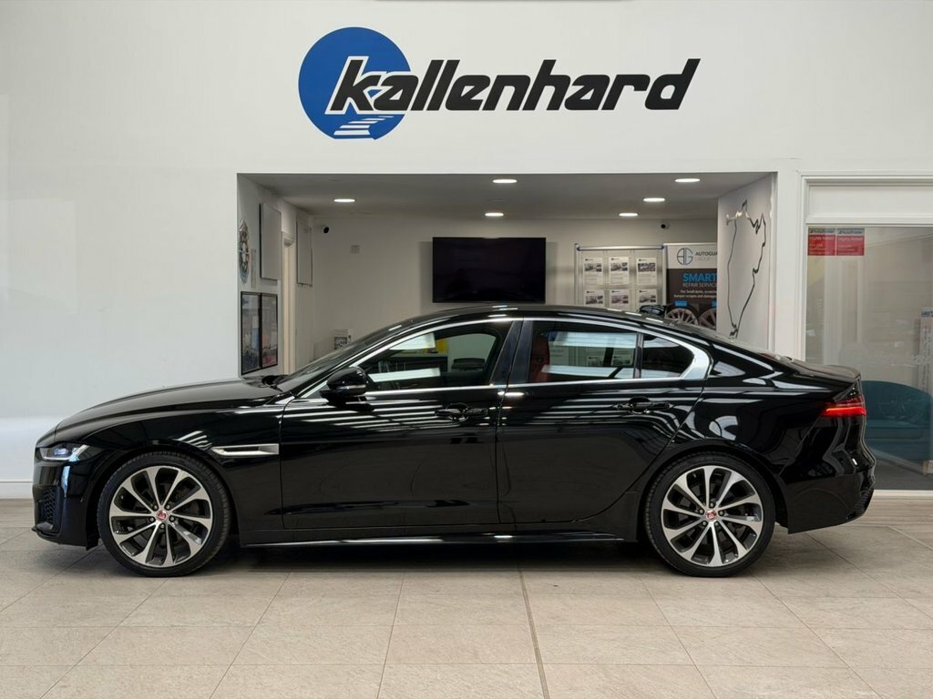 Jaguar XE 2L R-dynamic Hse Black #6