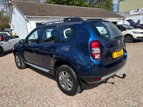 Dacia Duster Laureate .1  #3