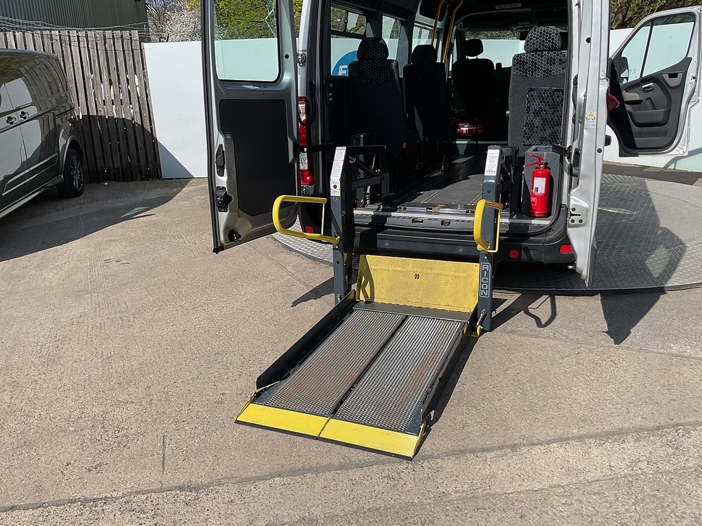Renault Master Dci 35 Business Wheelchair Access Minibus U8021 Grey #2