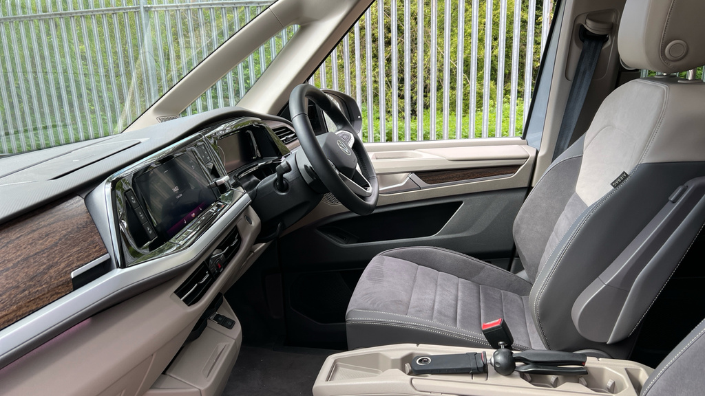 Volkswagen Multivan Multivan 2.0 Tsi Style Lwb Dsg 6 Seat Silver #2