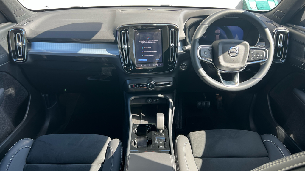 Volvo XC40 Xc40 2.0 B3p Plus Black Edition Black #5