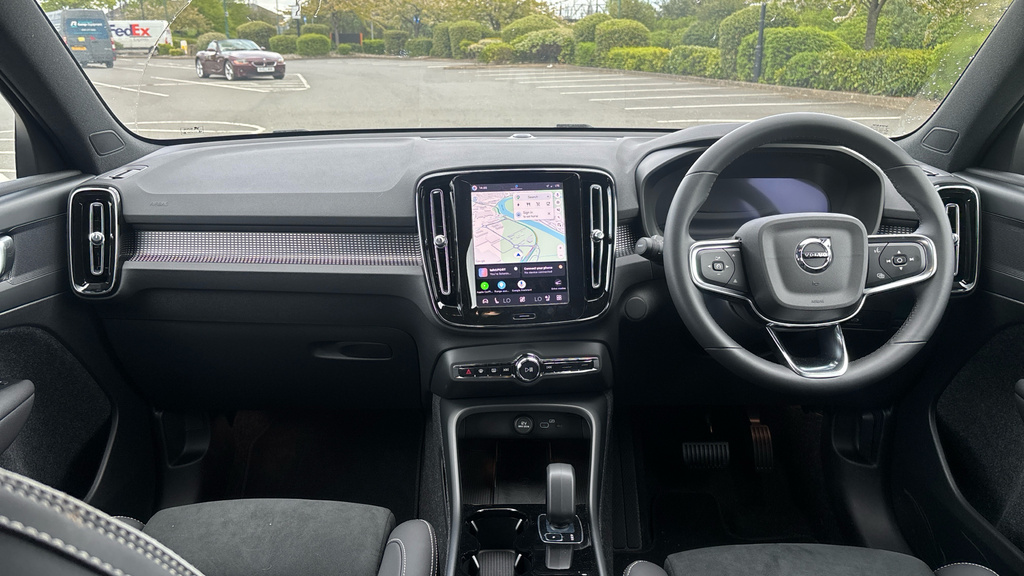 Volvo EX40 Ex40 185Kw Ext Range Plus Black Editon 78Kwh A Black #5