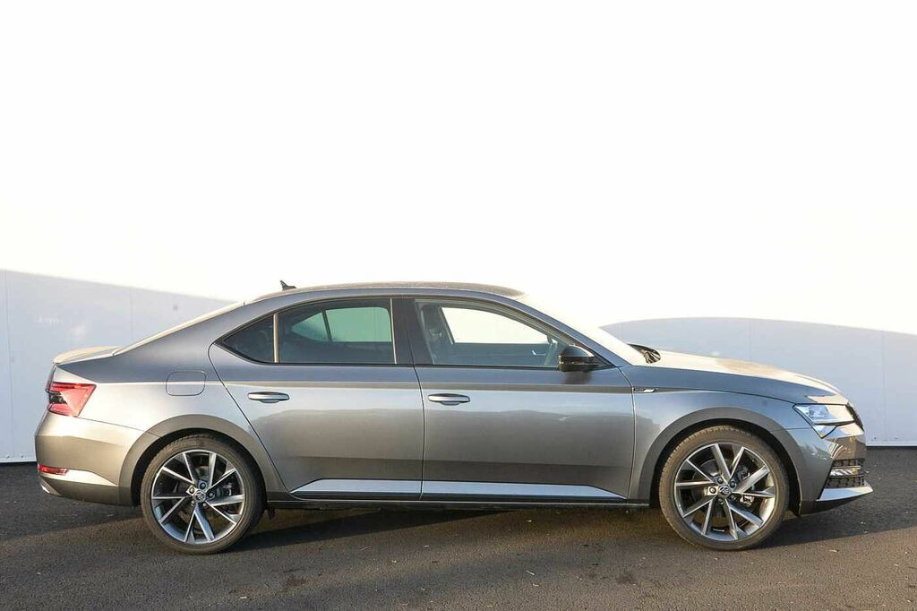 Skoda Superb 1.4 Tsi Iv Sport Line Plus Dsg Grey #4