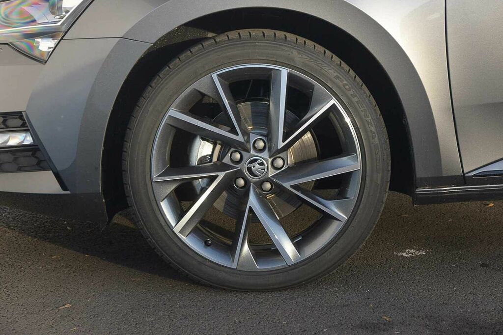 Skoda Superb 1.4 Tsi Iv Sport Line Plus Dsg Grey #5