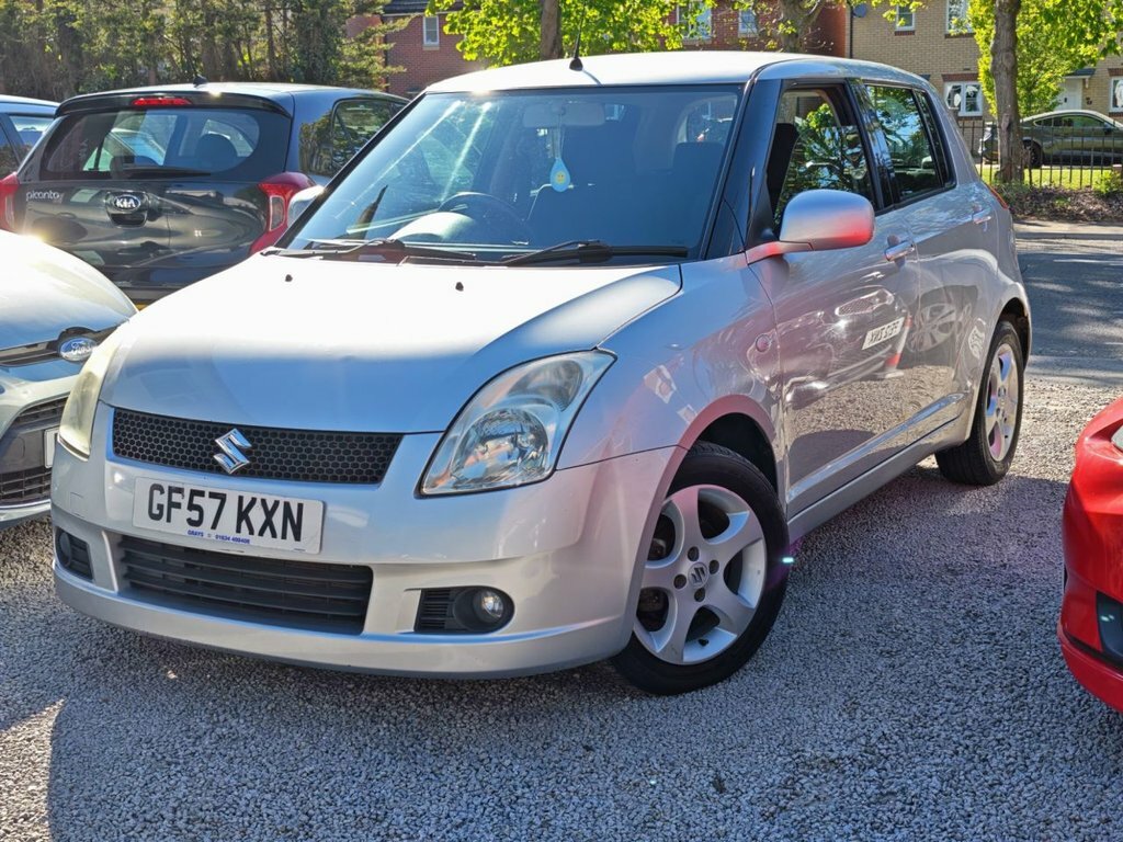 Suzuki Swift 1.5L Glx Silver