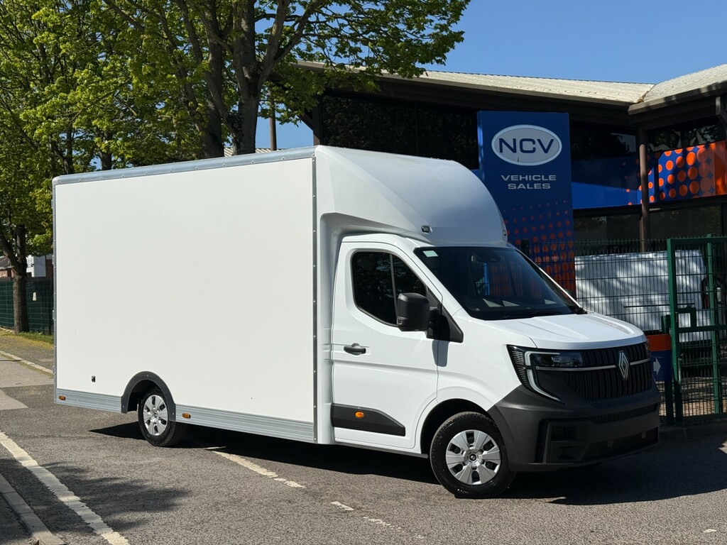 Renault Master Ll35 Cdi Advance Low Loader Floor Luton Xlwb 4.5M White
