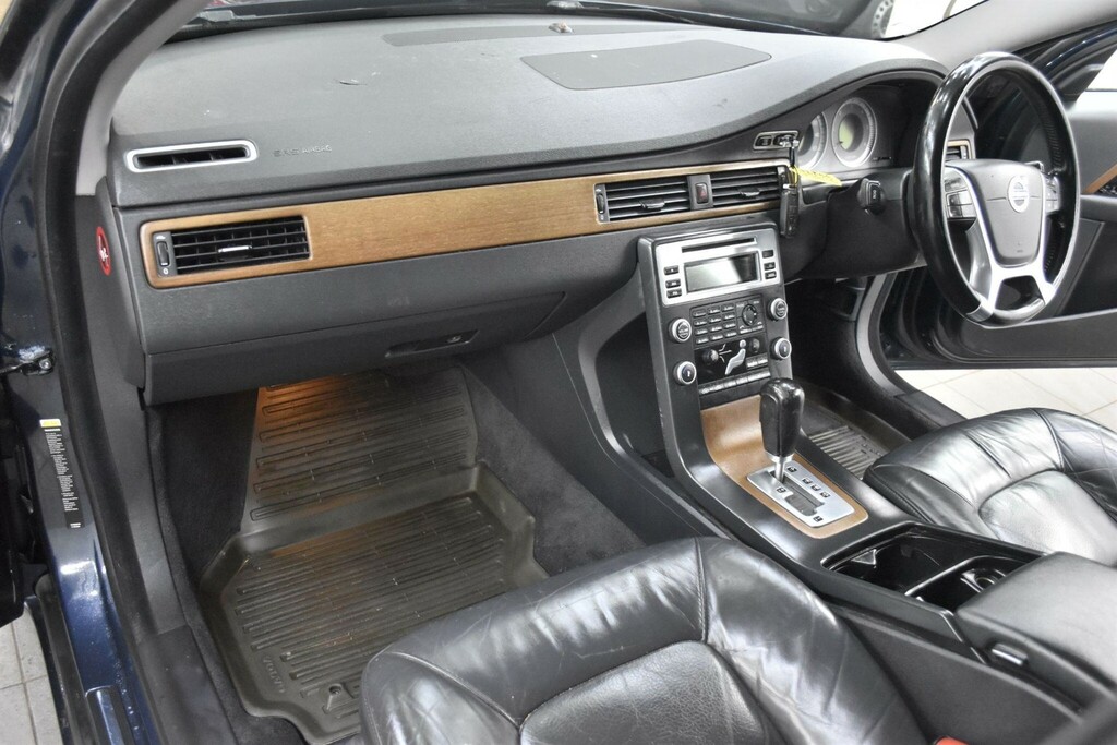 Volvo V70 2.4 D5 Se Lux Geartronic Euro 5 Blue #3