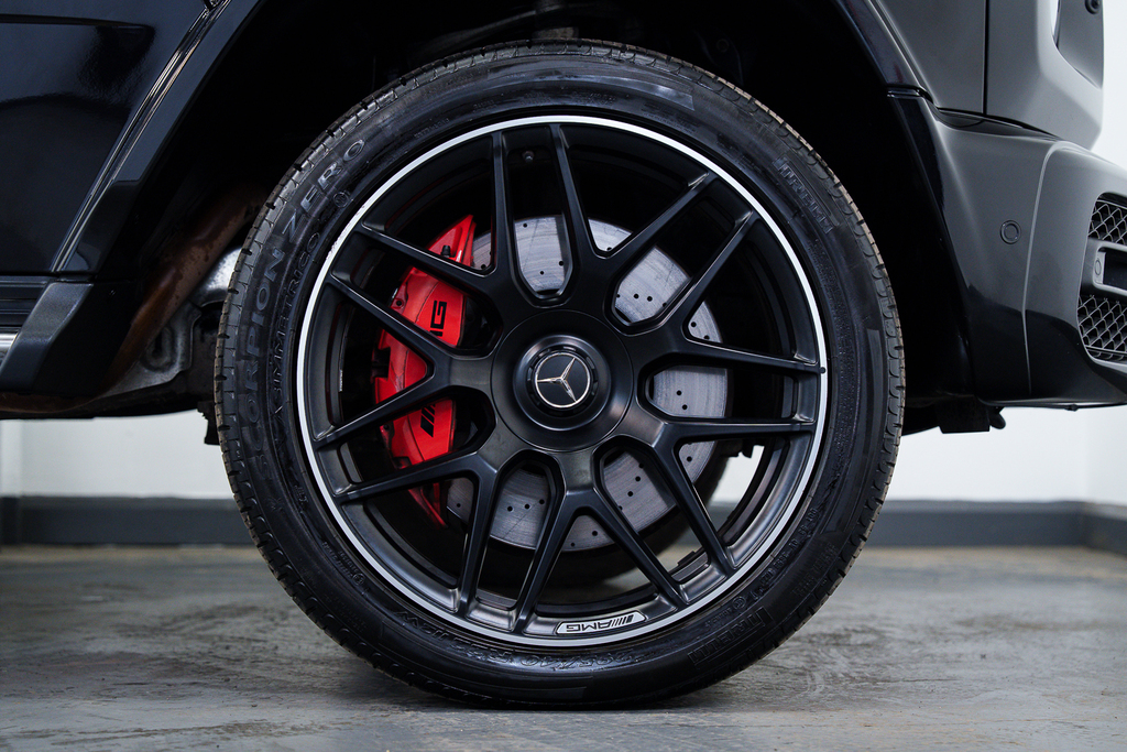 Mercedes-Benz G Class Petrol Black #2