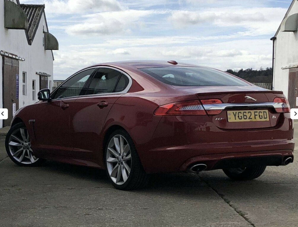 Jaguar XF Saloon 3.0 D S V6 Portfolio 2012 Red #2