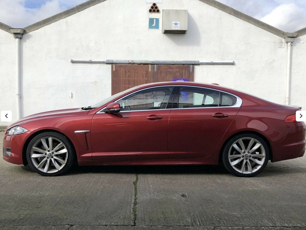 Jaguar XF Saloon 3.0 D S V6 Portfolio 2012 Red #3