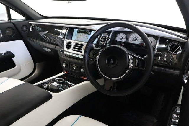 Rolls-Royce Wraith 6.6L 624 Bhp Black #2