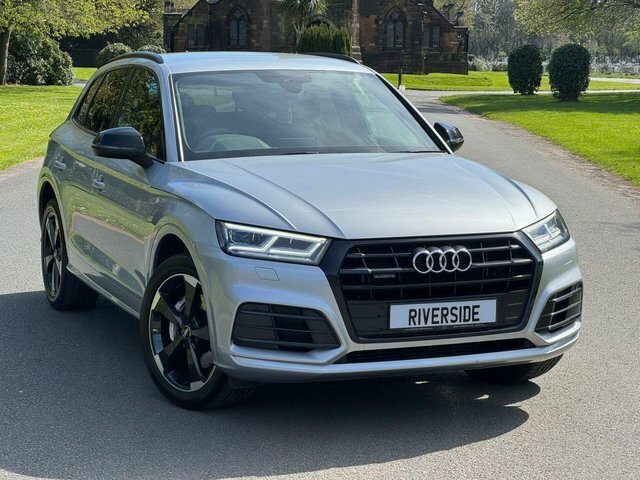 Audi Q5 2020 2.0 Tfsie 50 Black Edition Suv Plu Black #4
