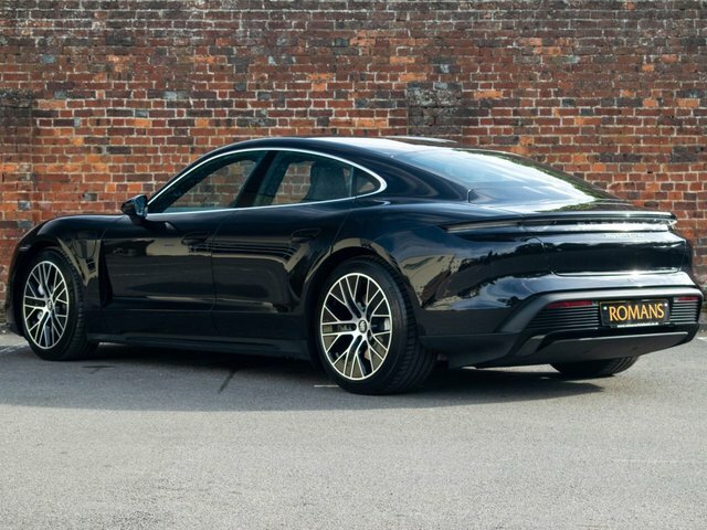 Porsche Taycan Performance Plus 93.4Kwh Turbo Saloon Black #3