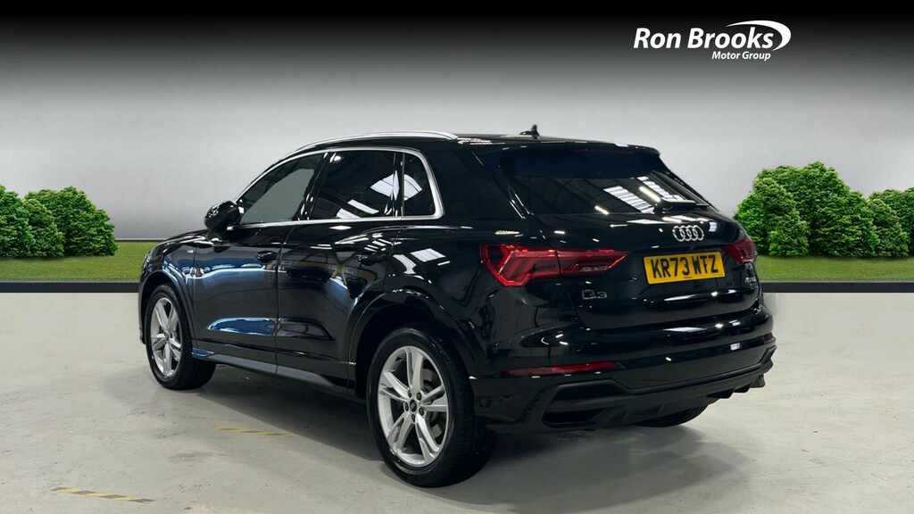 Audi Q3 2.0 Tdi 40 S Line S Tronic KR73WTZ Black #4