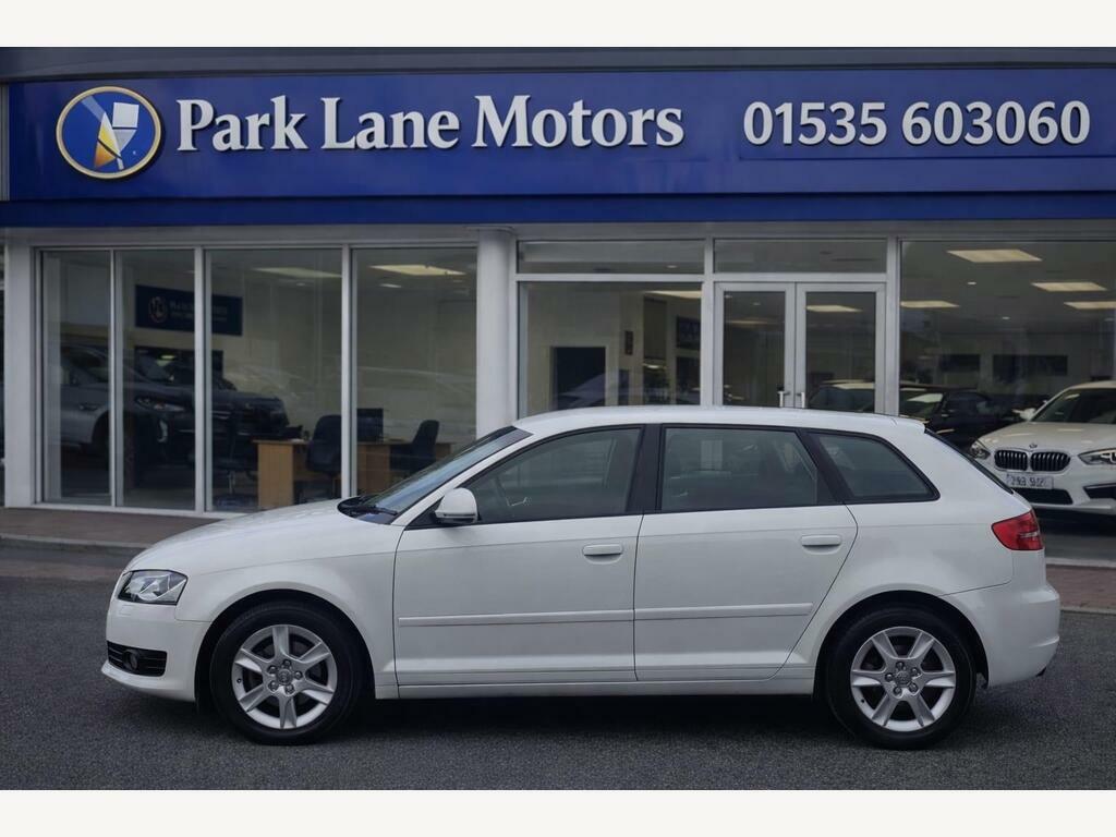 Audi A3 1.4 Tfsi Se Sportback White #2
