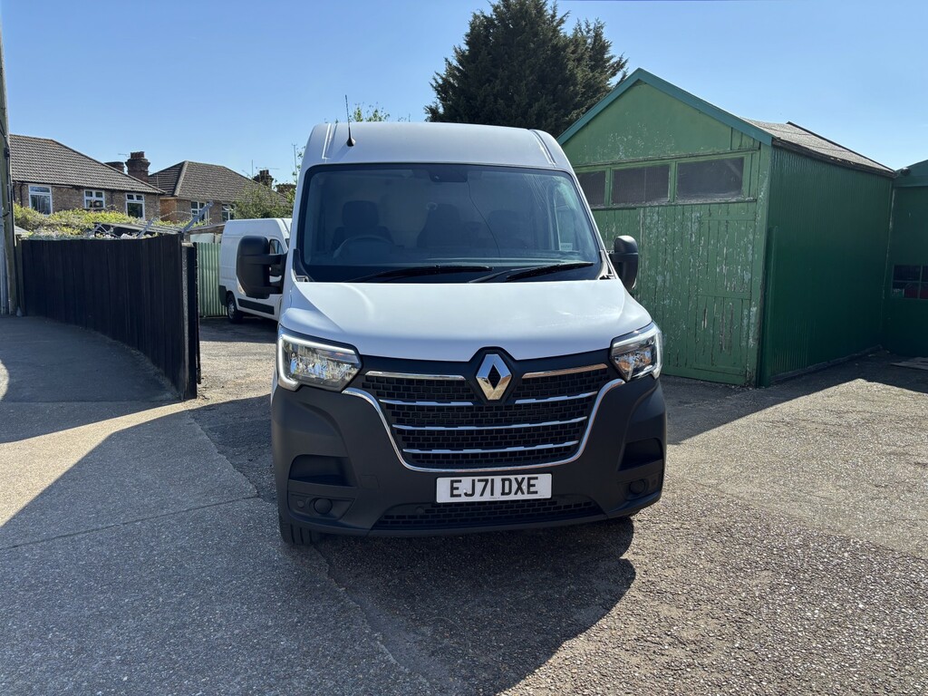 Renault Master 2.3 Fwd Mm35 Dci 135 Business My19 2021 White #2